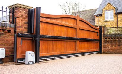 Hinged Bar Security Gates for Brighton & Hove, Worthing, Horsham, Haywards  Heath, Burgess Hill, Lewes, Peacehaven, & Newhaven & across Sussex with  Admirable Locksmiths LTD