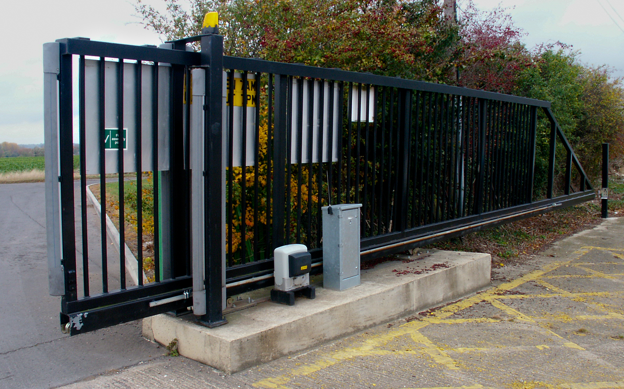 Steel Sliding Gates Electric Steel Sliding Gates » Residential